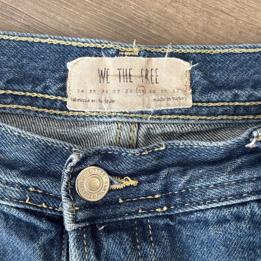 We The Free Maggie Straight Jean size 29 - Picture 2 of 6